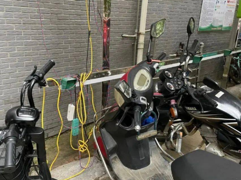 電單車充電樁，智能無線充電樁，智能掃碼電動自行車充電樁廠家